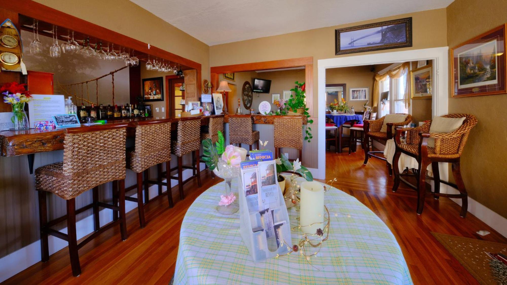 Shorelight Inn Benicia Zewnętrze zdjęcie
